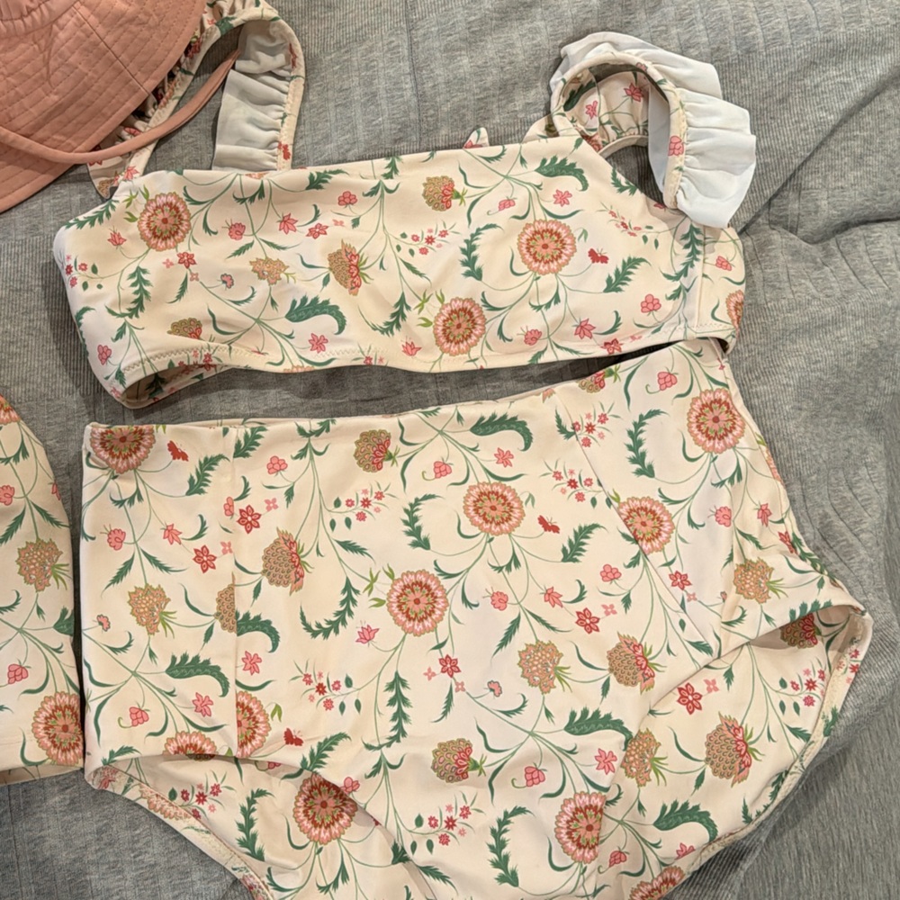 Minnow woman's large two piece